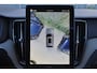 Volvo XC60 T6 Recharge AWD Plus Dark - Panorama/schuifdak - IntelliSafe Assist & Surround - 360º Camera - Harman Kardon audio - Verwarmde voorstoelen, stuur & achterbank - Parkeersensoren voor & achter - Elektr. bedienb. voorstoelen met geheugen - Head up display - Draadloze tel. lader - Inklapbare trekhaak - 19'' LMV
