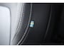 Volvo V60 T8 Plug-in hybrid AWD Ultra Dark | Panoramadak | Trekhaak | 360 graden camera | Head-up display | Verwarmbare voorstoelen, achterbank en stuurwiel | Premium audio by Harman Kardon