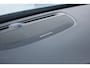 Volvo V60 T8 Plug-in hybrid AWD Ultra Dark | Panoramadak | Trekhaak | 360 graden camera | Head-up display | Verwarmbare voorstoelen, achterbank en stuurwiel | Premium audio by Harman Kardon