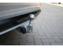 Volvo V60 T8 Plug-in hybrid AWD Ultra Dark | Panoramadak | Trekhaak | 360 graden camera | Head-up display | Verwarmbare voorstoelen, achterbank en stuurwiel | Premium audio by Harman Kardon
