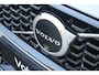 Volvo V60 T8 Plug-in hybrid AWD Ultra Dark | Panoramadak | Trekhaak | 360 graden camera | Head-up display | Verwarmbare voorstoelen, achterbank en stuurwiel | Premium audio by Harman Kardon