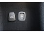 Volvo V60 T8 Plug-in hybrid AWD Ultra Dark | Panoramadak | Trekhaak | 360 graden camera | Head-up display | Verwarmbare voorstoelen, achterbank en stuurwiel | Premium audio by Harman Kardon