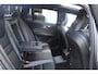 Volvo V60 T8 Plug-in hybrid AWD Ultra Dark | Panoramadak | Trekhaak | 360 graden camera | Head-up display | Verwarmbare voorstoelen, achterbank en stuurwiel | Premium audio by Harman Kardon