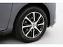 Toyota Yaris 1.5 Hybrid Design | Stoelverwarming | Cruise Control | Clima | Camera | 15 inch | Rijstrooksensor | Bluetooth