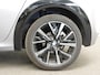 Peugeot 208 1.2 PureTech 100pk Automaat GT-Line Peugeot 208 1.2 PureTech 100pk Aut. GT-Line Navigatie Apple Carplay/Android Auto Camera Parkeersensoren Adaptive Cruise Control Blind Spot Assist Virtual Cockpit Climate Control Getinte ramen