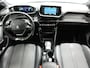 Peugeot 208 1.2 PureTech 100pk Automaat GT-Line Peugeot 208 1.2 PureTech 100pk Aut. GT-Line Navigatie Apple Carplay/Android Auto Camera Parkeersensoren Adaptive Cruise Control Blind Spot Assist Virtual Cockpit Climate Control Getinte ramen
