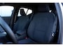 Volvo EX40 Single Motor Extended Range Plus 82 kWh | Trekhaak | Verwarmbare voorstoelen en stuurwiel | Premium audio by Harman Kardon | Keyless | Adaptieve cruise control Warmtepomp