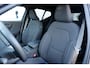 Volvo EX40 Single Motor Extended Range Core 82 kWh Adaptieve Cruise Control | Pilot Assist | BLIS Dodehoekdetectie | 4-voudig verstelbare lendensteun | 19 inch lichtmetalen velgen | All-season banden | 360 graden rondomzicht camera | Alarm klasse 3 | Google Maps & Infotainment