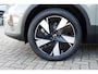 Volvo EX40 Single Motor Extended Range Core 82 kWh Adaptieve Cruise Control | Pilot Assist | BLIS Dodehoekdetectie | 4-voudig verstelbare lendensteun | 19 inch lichtmetalen velgen | All-season banden | 360 graden rondomzicht camera | Alarm klasse 3 | Google Maps & Infotainment