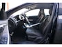 Volvo S60 1.6 T3 R-Design *tweede eigenaar* + SPORTSTOELEN / NAVI / PARKEERSENSOREN