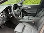 Mercedes-Benz GLA 180 | Business Solution + Ltd | Pano | Stoelverwarming | Camera | Keyless