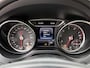 Mercedes-Benz GLA 180 | Business Solution + Ltd | Pano | Stoelverwarming | Camera | Keyless