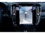 Volvo XC40 Single Motor Extended Range Ultimate 82 kWh | Trekhaak | Panoramadak | Verwarmbare voorstoelen, voorruit en stuurwiel | Adaptieve cruise control | Premium audio by Harman Kardon | Apple carplay/Android auto