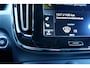 Volvo XC40 2.0 T4 Momentum | Trekhaak | Verwarmbare voorstoelen, voorruit en  stuurwiel | Adaptieve cruise control | Premium audio by Harman Kardon | Apple carplay/Android auto