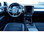 Volvo XC40 2.0 T4 Momentum | Trekhaak | Verwarmbare voorstoelen, voorruit en  stuurwiel | Adaptieve cruise control | Premium audio by Harman Kardon | Apple carplay/Android auto