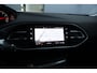 Peugeot 308 1.2 PureTech Allure /D-Riem Verv 89.000KM! /Apple + Android /DAB+! /Lane Assist /Pano-Dak! /Navi /Climat /Cruise /Elek. pakket /Bluetooth /Regensensor /LED Dagrijverl. /16"LMV /Extra getint glas /Mistlampen /PDC