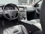 Volvo S60 BWJ 2011 2.0T 203 PK Intro Edition AUTOMAAT | ADAPTIVE CRUISE | BLIS | VOL LEDER | STOELVERW. | TREKHAAK | NAVI | BLUETOOTH | PDC | ALL SEASON BANDEN | NETTE AUTO