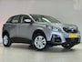Peugeot 3008 1.2 PureTech Executive/ D-Riem verv: 96.000 KM!/ Apple + Android/ Trekhaak/ Lane-Assist./ Navi/ Clima/ Cruise/ Elek. pakket/ Isofix/ Bluetooth/ Armsteun/ Multi. LEDER. Stuur/ 17'' LMV/ Mistl./ PDC.
