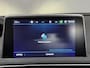 Peugeot 3008 1.2 PureTech Executive/ D-Riem verv: 96.000 KM!/ Apple + Android/ Trekhaak/ Lane-Assist./ Navi/ Clima/ Cruise/ Elek. pakket/ Isofix/ Bluetooth/ Armsteun/ Multi. LEDER. Stuur/ 17'' LMV/ Mistl./ PDC.