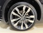 Volkswagen T-Roc 1.5 TSI Sport Business R | Pano | Camera | Stoelverw. | Adaptive cruise | Full LED | Dodehoeksensor