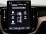 Volvo XC60 2.0 T6 Plug-in hybrid AWD Plus Dark 335PK Aut. Luchtvering, Panoramadak, Trekhaak, 21" LM Velgen, Alarm, Head-Up Display, 360gr. Camera, Stoel-Stuurverwarming, Memorystoel, Elektr. Achterklep
