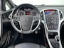 Opel Astra GTC 1.6 Turbo 200 pk Sport | NAP | clima | navi | sensoren | sportstoelen | 19"velgen | lederen bekld.