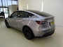 Tesla Model Y Long Range AWD 351pk 92,9% SoH [ WIT LEDER+QUICKSILVER+AMD RYZEN+AUTOPILOT+PREMIUM AUDIO ]