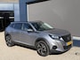 Peugeot 2008 1.2 Turbo 130PK Allure Pack | Automaat | Trekhaak 1200 KG | Navigatie | 3D Virtual Cockpit | LED Verlichting | Half Lederen Bekleding | Keyless Start | Climate Control | Cruise Control | 17 Inch Lichtmetalen Velgen |
