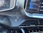 Peugeot 2008 1.2 Turbo 130PK Allure Pack | Automaat | Trekhaak 1200 KG | Navigatie | 3D Virtual Cockpit | LED Verlichting | Half Lederen Bekleding | Keyless Start | Climate Control | Cruise Control | 17 Inch Lichtmetalen Velgen |