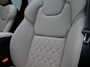 Volvo XC60 2.0 T6 Plug-in hybrid AWD Plus Dark 335PK Aut. Luchtvering, Panoramadak, Trekhaak, 21" LM Velgen, Alarm, Head-Up Display, 360gr. Camera, Stoel-Stuurverwarming, Memorystoel, Elektr. Achterklep