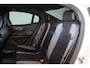 Volvo S60 T6 AWD Twin Engine R-Design - Panoramisch schuif-/kanteldak - Head-up display - IntelliSafe Assist & Surround - 360º camera - Harman Kardon - Elektr. verstelbare bestuurdersstoel met geheugen - Full LED verlichting meedraaiende koplampen - Schakelflippers - Verwarmbare voorstoelen, achterbank en stuurwiel - Inklapbare trekhaak - Getinte ruiten v.a. de B-stijl - 19 inch LMV