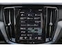 Volvo S60 T6 AWD Twin Engine R-Design - Panoramisch schuif-/kanteldak - Head-up display - IntelliSafe Assist & Surround - 360º camera - Harman Kardon - Elektr. verstelbare bestuurdersstoel met geheugen - Full LED verlichting meedraaiende koplampen - Schakelflippers - Verwarmbare voorstoelen, achterbank en stuurwiel - Inklapbare trekhaak - Getinte ruiten v.a. de B-stijl - 19 inch LMV