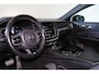 Volvo S60 T6 AWD Twin Engine R-Design - Panoramisch schuif-/kanteldak - Head-up display - IntelliSafe Assist & Surround - 360º camera - Harman Kardon - Elektr. verstelbare bestuurdersstoel met geheugen - Full LED verlichting meedraaiende koplampen - Schakelflippers - Verwarmbare voorstoelen, achterbank en stuurwiel - Inklapbare trekhaak - Getinte ruiten v.a. de B-stijl - 19 inch LMV