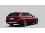 BMW 5-Serie Touring 530e Luxury Line - Trekhaak - Panoramadak - Head up - Comfort Access - Getinte Ruiten - Parking/Driving Assistant - Hifi - Elektrisch verwarmde voorstoelen - Sportstoelen - M Sportstuurwiel -