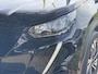 Peugeot e-2008 SUV Allure Pack 50 kWh | Trekhaak | Stoelverwarming | Navigatie | Achteruitrijcamera | Apple Carplay/Android auto | Adaptieve Cruise Control