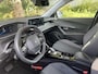 Peugeot e-2008 SUV Allure Pack 50 kWh | Trekhaak | Stoelverwarming | Navigatie | Achteruitrijcamera | Apple Carplay/Android auto | Adaptieve Cruise Control
