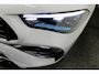 Mercedes-Benz CLE Coupé 300 e AMG Line / CLE 53 AMG Look / CLE 53 AMG Diffuser / Panamericana Grille / Panoramadak / Elektr. verstelbare voorstoelen + memory / Burmester 3D Surround Sound / Rondomzichtcamera / Ambienteverlichting / Digital Light / Stoelverwarming / HUD / 20'' LMV / Matrix LED / Apple Carplay - Android Auto / Stuurwiel verwarming / Achteruitrijcamera / Night pakket
