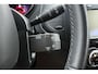 Renault Captur 0.9 TCe Life | Climate control | Cruise control | Verwarmbare voorstoelen | Achteruitrijcamera | Getinte ramen