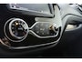 Renault Captur 0.9 TCe Life | Climate control | Cruise control | Verwarmbare voorstoelen | Achteruitrijcamera | Getinte ramen