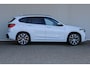 BMW X1 sDrive20i High Executive M-sport | M-Sport | Alcantara bekleding | Elektrische achterklep | Adaptieve cruise control |