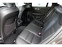 Volvo V60 2.0 B4 Core Trekhaak semi elektrisch inklapbaar | Elektrisch bedienbare voorstoelen | Stoel- & Stuurwielverwarming | 18 inch lichtmetalen velgen | Verwarmbare voorruit | Adaptieve Cruise Control met Pilot Assist | Google Maps & Infotainment