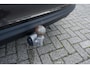 Volvo V60 2.0 B4 Core Trekhaak semi elektrisch inklapbaar | Elektrisch bedienbare voorstoelen | Stoel- & Stuurwielverwarming | 18 inch lichtmetalen velgen | Verwarmbare voorruit | Adaptieve Cruise Control met Pilot Assist | Google Maps & Infotainment