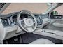 Volvo XC60 T8 Twin Engine AWD Momentum, Leder, Carplay, Trekhaak, Stoelverwarming, Camera, Panoramadak, Full LED.