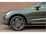 Volvo XC60 T8 Twin Engine AWD Momentum, Leder, Carplay, Trekhaak, Stoelverwarming, Camera, Panoramadak, Full LED.