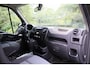Renault Master T35 2.3 dCi L2H2 2017 | NAP | Cruise Controle | Trekhaak | Airco | Elektrische Ramen | Elektrische Spiegels | 6 Versnellingen | Radio CD | Boekjes