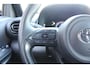 Toyota Yaris Cross 1.5 Hybrid 115 Dynamic Comfort Pack | Rijklaar | Blind Spot | Stoel-/stuurverw. | LED | Sensoren v+a | Apple/Android | Keyless