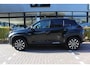 Toyota Yaris Cross 1.5 Hybrid 115 Dynamic Comfort Pack | Rijklaar | Blind Spot | Stoel-/stuurverw. | LED | Sensoren v+a | Apple/Android | Keyless