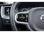 Volvo XC60 2.0 D4 AWD Inscription | Trekhaak | Panoramadak | Org NL | Luchtvering | Stoelventilatie/Verwarming | Head-Up |