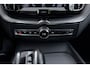Volvo XC60 2.0 D4 AWD Inscription | Trekhaak | Panoramadak | Org NL | Luchtvering | Stoelventilatie/Verwarming | Head-Up |