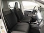 Volkswagen Up! 1.0 Move Up! 65 pk | Navigatie via App | Parkeersensoren achter | Achteruitrijcamera | Cruise control | Stoelverwarming |